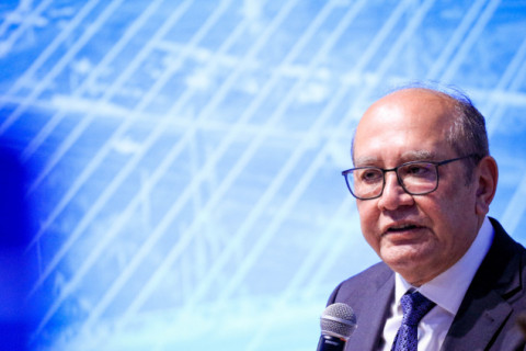 ‘Não há espaço para brincadeiras’, diz Gilmar Mendes sobre inelegibilidade de Bolsonaro