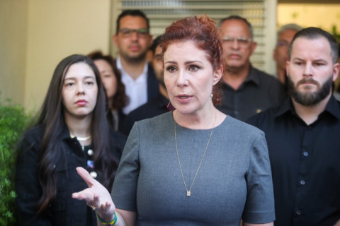 Justiça da Itália mantém Carla Zambelli presa