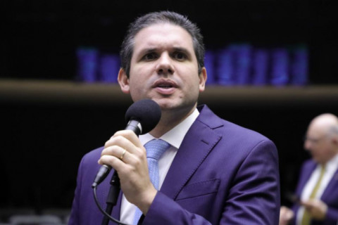 Hugo Motta se consolida como principal candidato à presidência da Câmara dos Deputados