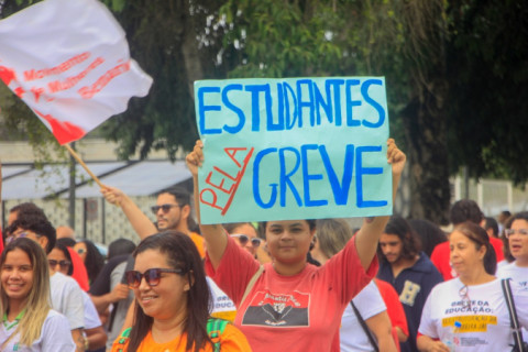 Governo federal deve anunciar aumento de verbas e obras nas universidades federais para tentar encerrar greve