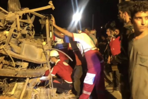 Acidente de ônibus no Irã mata pelo menos 28 peregrinos paquistaneses