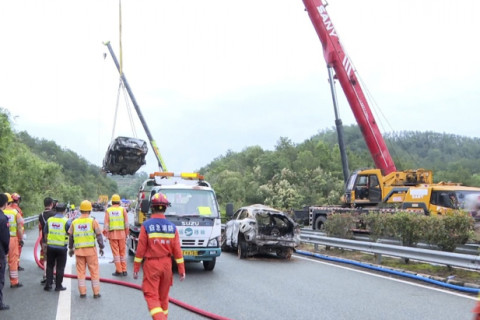 Desabamento em estrada deixa 48 mortos no sul da China