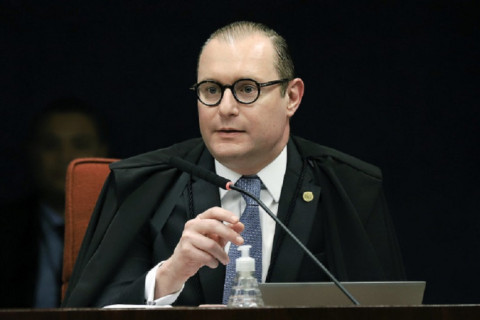 Zanin nega pedido para obrigar Motta a instalar CPI sobre o Master