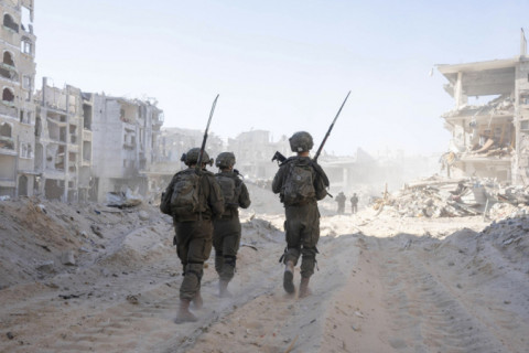 Exército israelense intensifica ofensiva em Gaza nesta quinta-feira