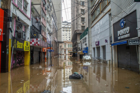 Suspeitas de leptospirose no RS devem receber tratamento imediato