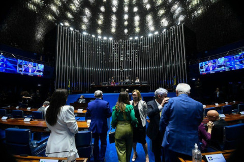 Senado aprova PL da Dosimetria, que diminui pena de Bolsonaro