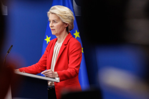 UE prorroga suspensão de tarifas de represália contra EUA para ajudar nas negociações