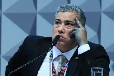 Presidente da Conafer é preso em flagrante pela CPMI do INSS