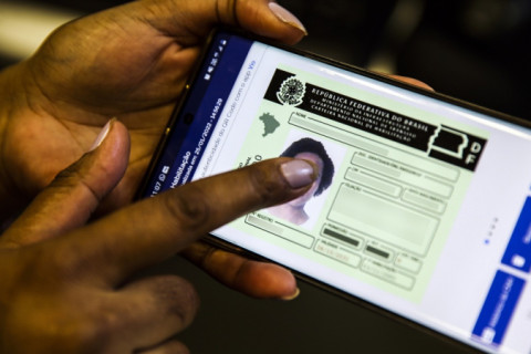 Contran aprova novas regras para CNH e encerra obrigatoriedade das autoescolas