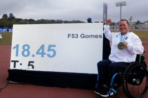 Atleta brasileira quebra recorde mundial no lançamento de disco