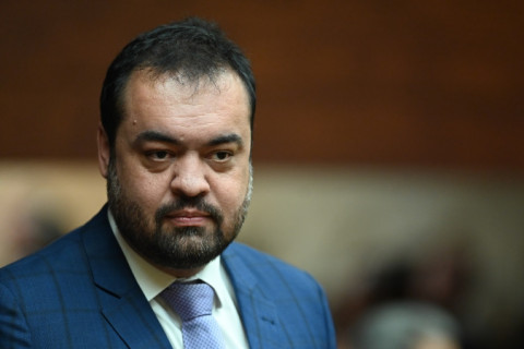 Cláudio Castro tem sigilos quebrados em investigação de desvio de recursos no governo do RJ