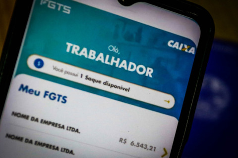 Ministério do Trabalho lança FGTS digital, que passa a ter pagamento via Pix