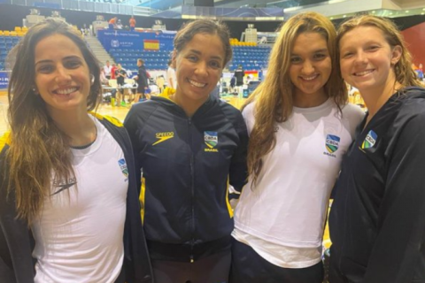 Brasileiras conquistam 4º lugar nos 4x200m livre e batem recorde sul-americano