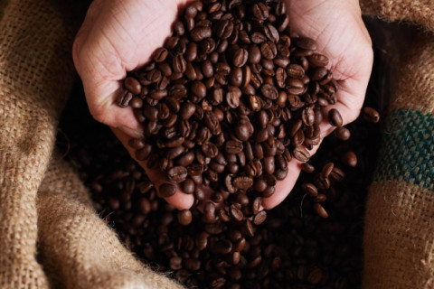 Preço do café moído fica 77% mais caro em um ano