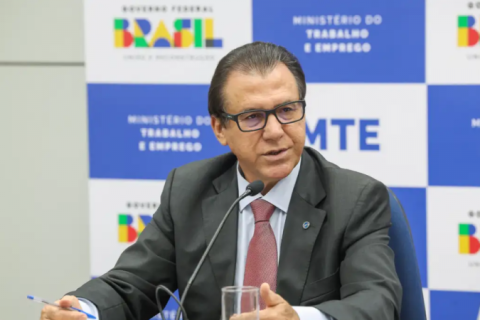 Ministro do Trabalho volta a criticar aumento da Selic