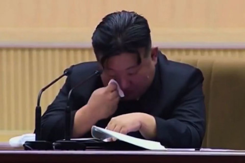 Kim Jong-un chora e implora para que norte-coreanas tenham filhos: ‘É patriotismo dar à luz’; veja vídeo