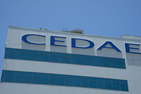 Substância tóxica interrompe abastecimento de água no Rio de Janeiro