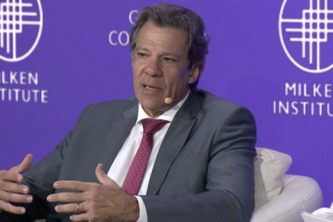 Brasil tem interesse de se aproximar mais dos Estados Unidos, afirma Haddad