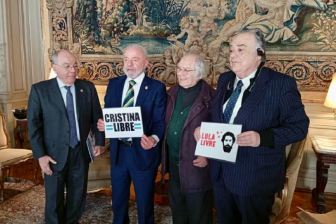 Lula pede liberdade para ex-presidente argentina condenada por corrupção