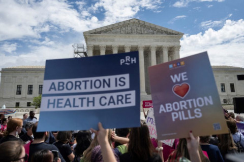 Estado do Arizona restabelece lei de 1864 que proíbe o aborto