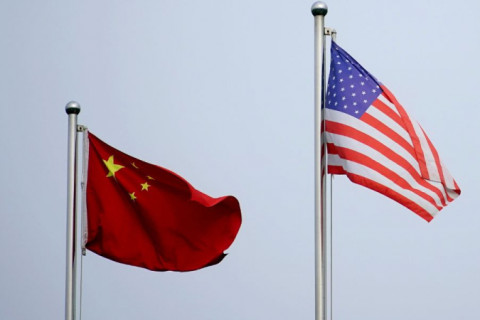 China retalia EUA e impõe tarifa de 34% sobre produtos americanos