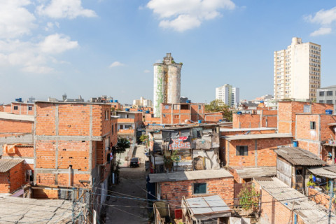CDHU e Sebrae firmam parceria para capacitar moradores da Favela do Moinho