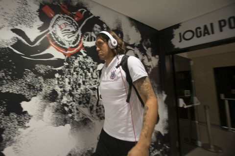 Cássio, um dos maiores ídolos da história do Corinthians, deixa o clube após 12 anos