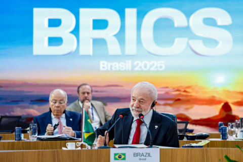 Lula diz na cúpula do Brics que negacionismo climático ‘sabota futuro do planeta’