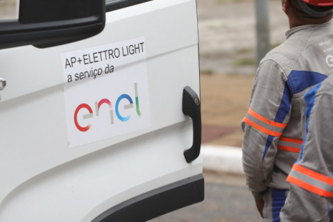 Enel diz que já restabeleceu 100% da energia de clientes após evento climático do dia 11/10