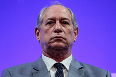 Ciro Gomes lança ataque contra PT do Ceará e acusa prefeita de Crateús de exploração sexual