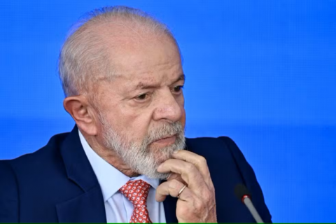 Deputado quer convocar Mauro Vieira por fala de Lula sobre TikTok na China