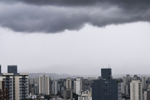 São Paulo terá chuva moderada nesta segunda-feira