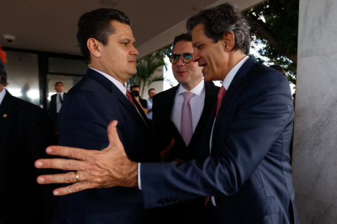 Sem Haddad, Alcolumbre e Motta, negociação sobre IOF no STF é conduzida por representantes