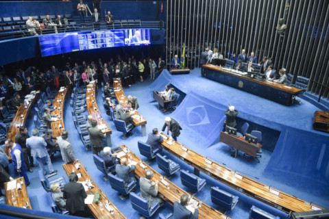 Senado aprova texto-base de PL que proíbe ‘saidinhas’ temporárias para encarcerados
