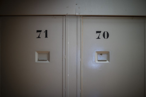 Casal que planejava ‘sacrificar’ filho de cinco anos é detido na Espanha