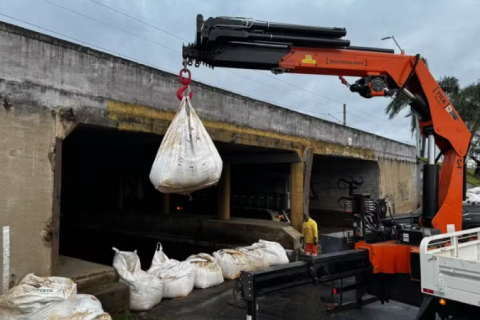 Prefeitura de Porto Alegre conclui fechamento das últimas comportas do sistema de proteção contra cheias