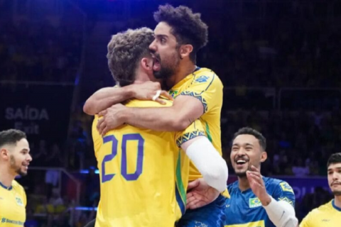 Brasil faz seu melhor jogo na Liga das Nações de vôlei e tira invencibilidade da Eslovênia