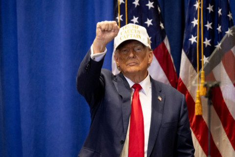 Trump vence primárias republicanas do Iowa