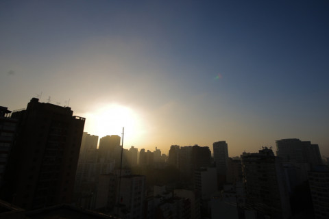 São Paulo terá tempo firme e fresco nesta terça-feira