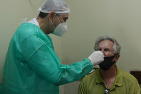 Brasil registra menor número de casos de Covid-19 desde final de 2023